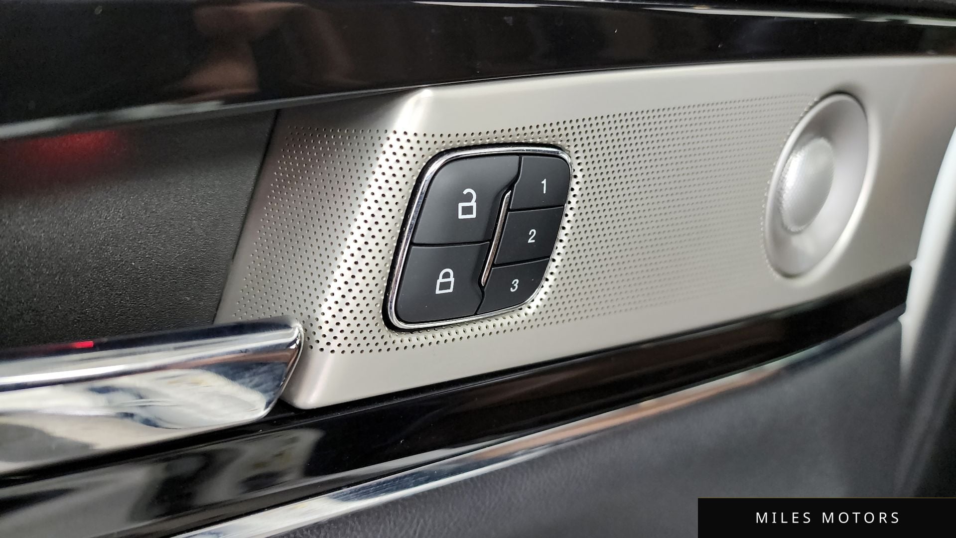Lincoln 노틸러스 2022 — миниатюра 33