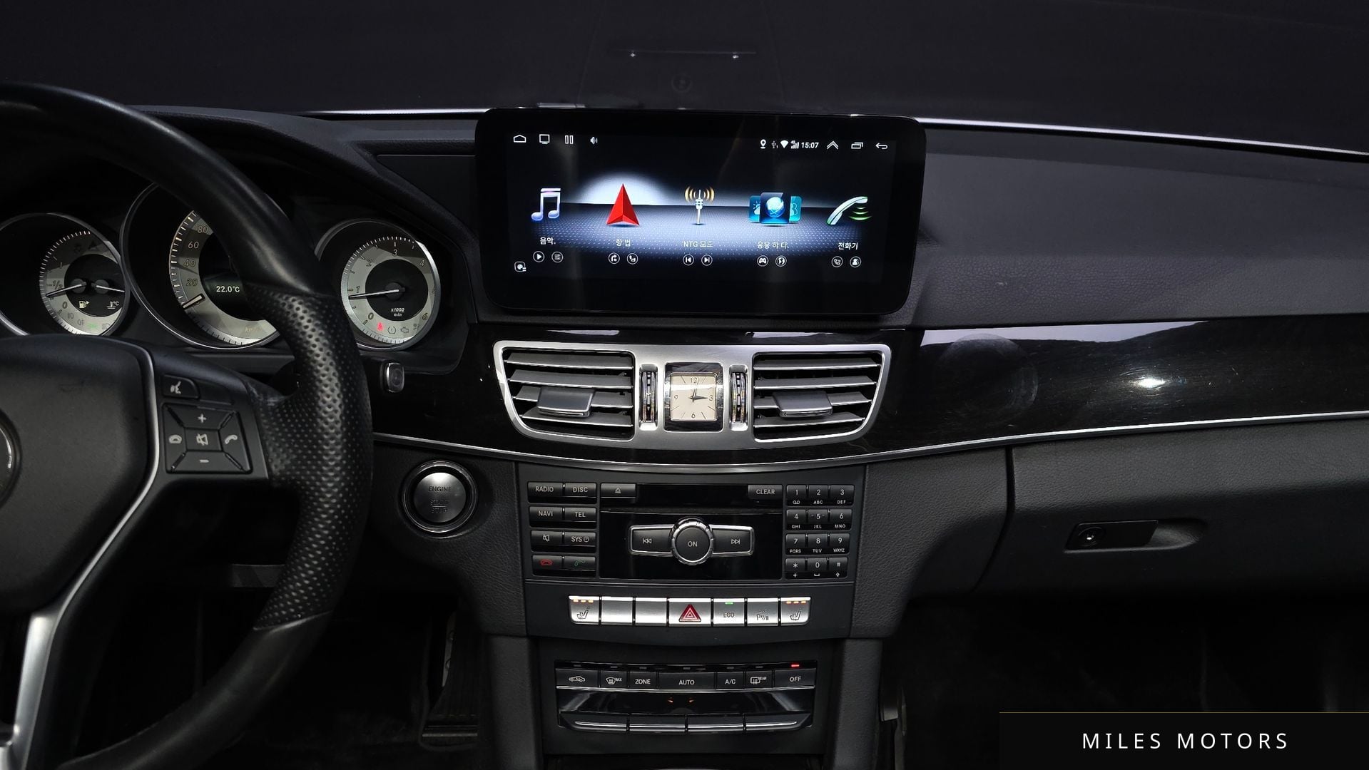 Mercedes-Benz E-Class W212 2015 — миниатюра 20