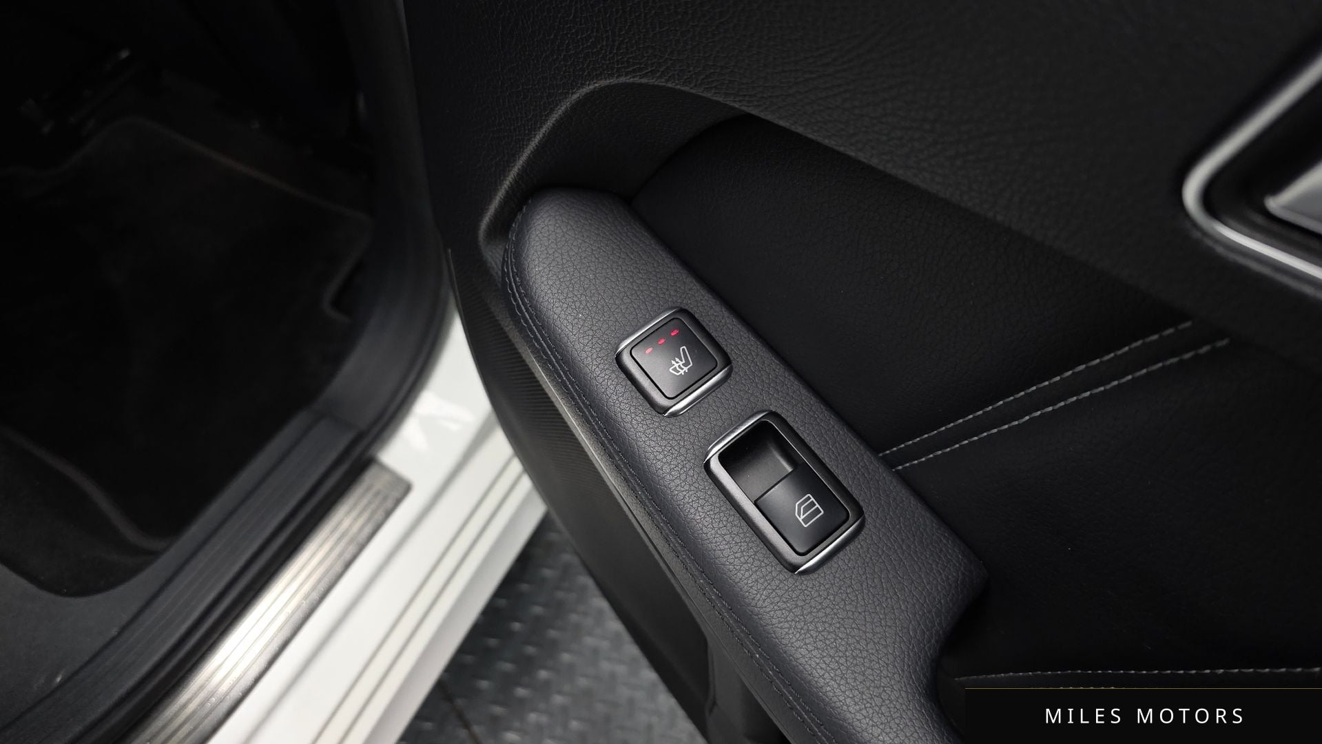 Mercedes-Benz E-Class W212 2015 — миниатюра 24
