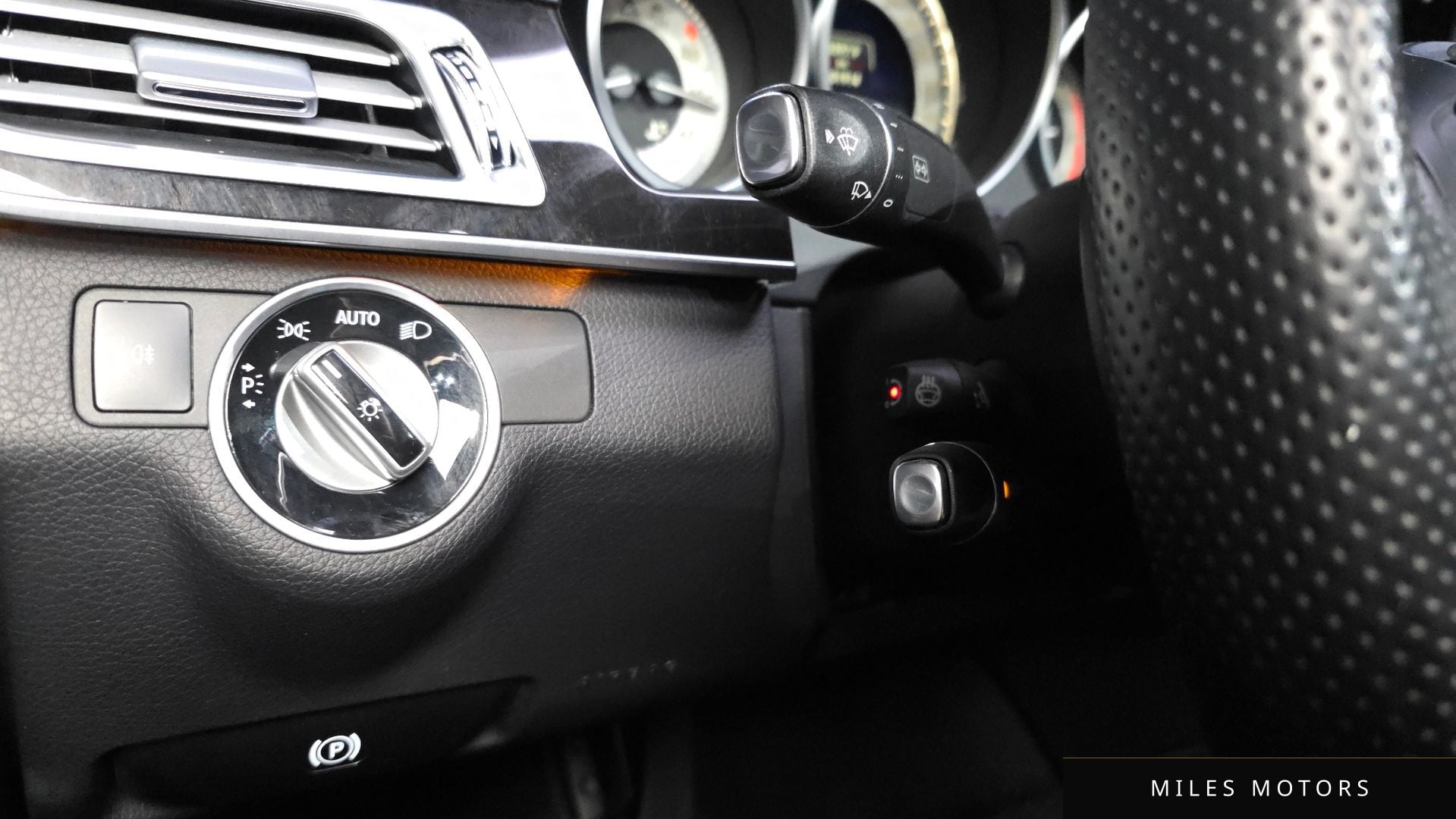 Mercedes-Benz E-Class W212 2015 — миниатюра 27