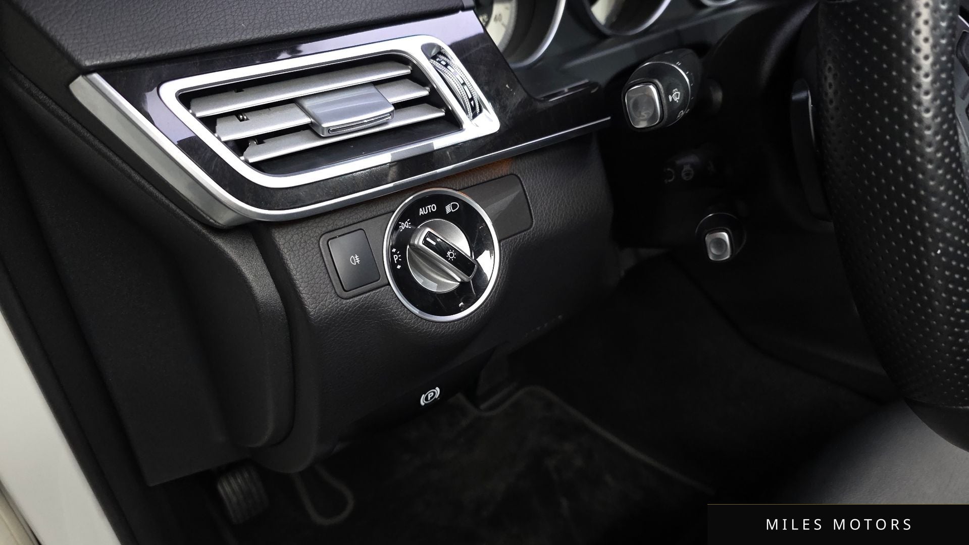 Mercedes-Benz E-Class W212 2015 — миниатюра 28