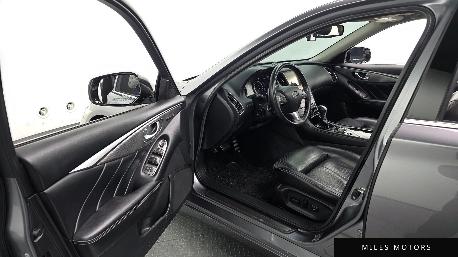 Infiniti Q50 2016 — миниатюра 10