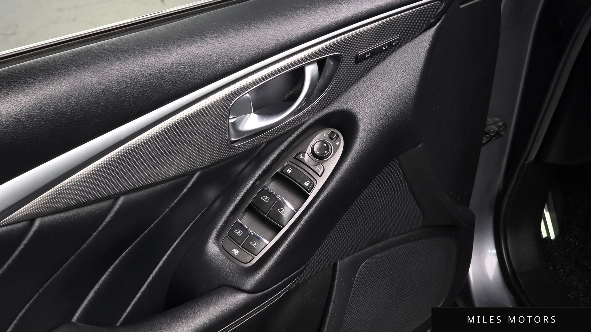 Infiniti Q50 2016 — миниатюра 16