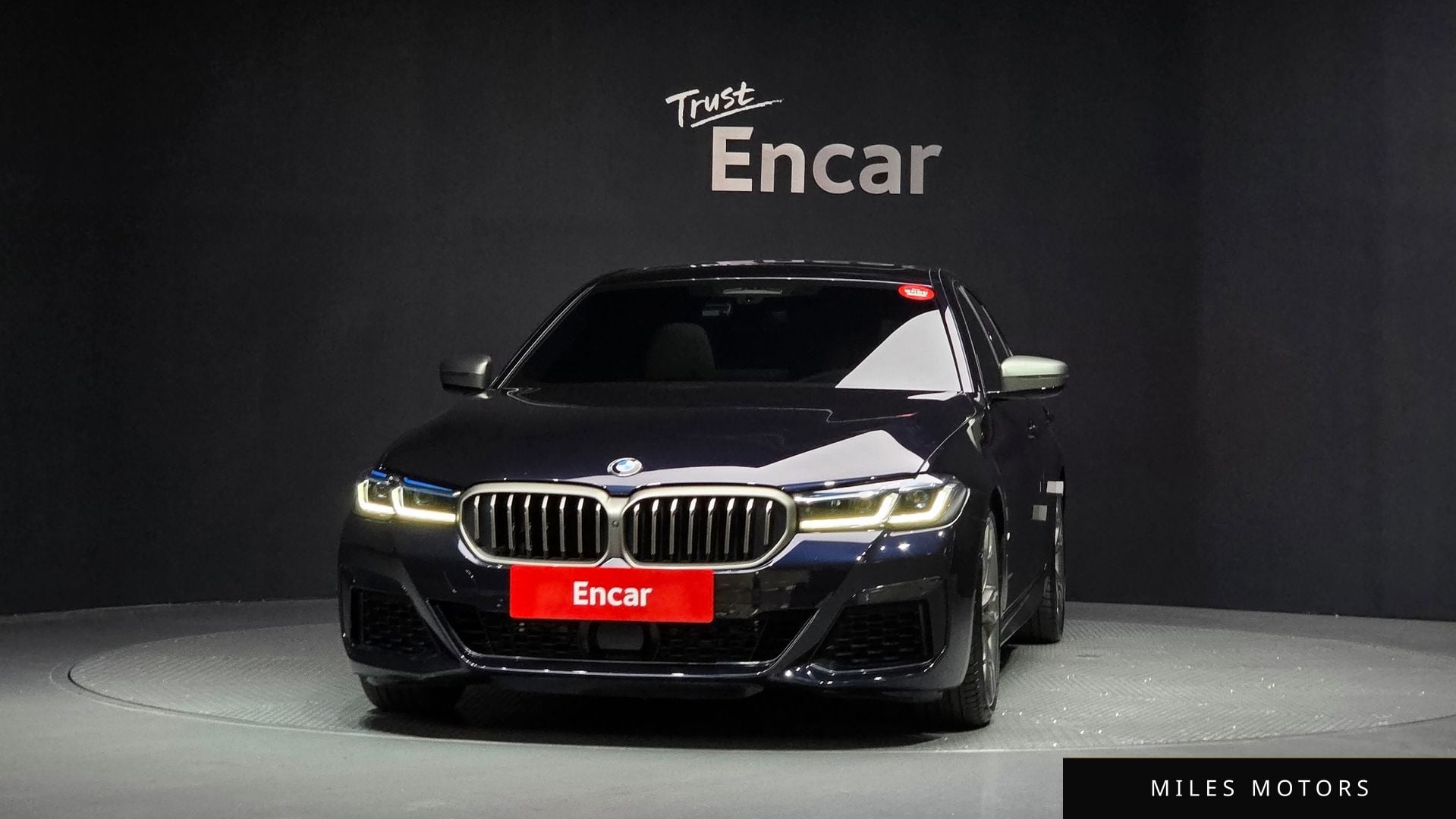 BMW 5 Series (G30) 2021 — миниатюра 3