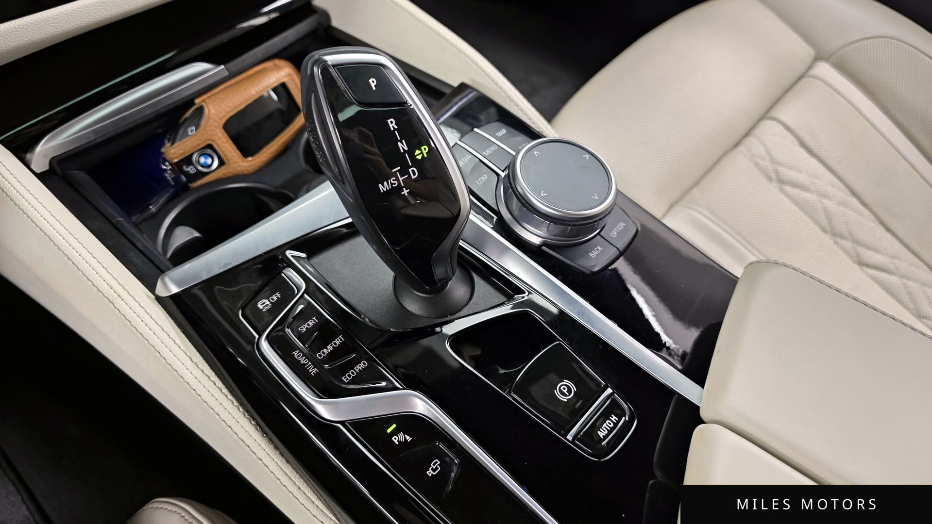 BMW 5 Series (G30) 2021 — миниатюра 12