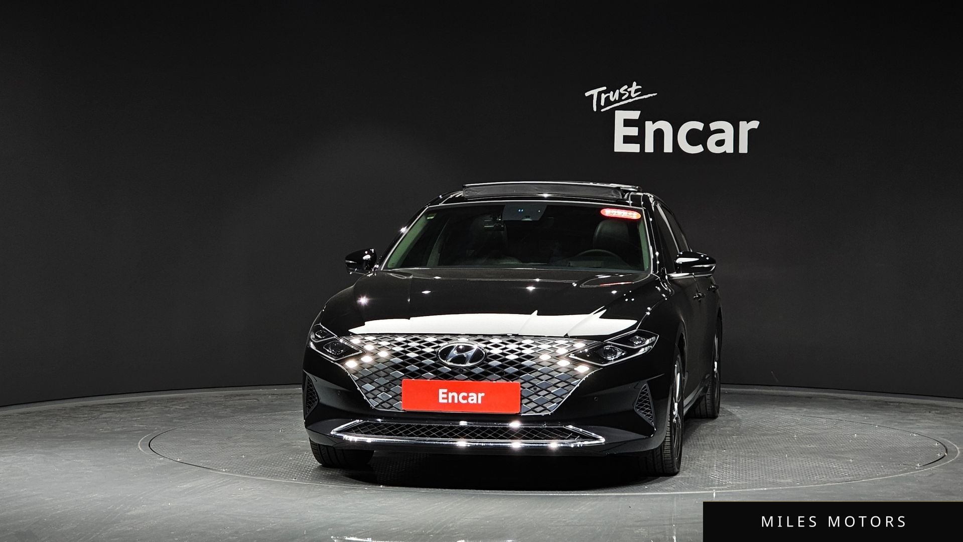 Hyundai Grandeur 2022 — миниатюра 2