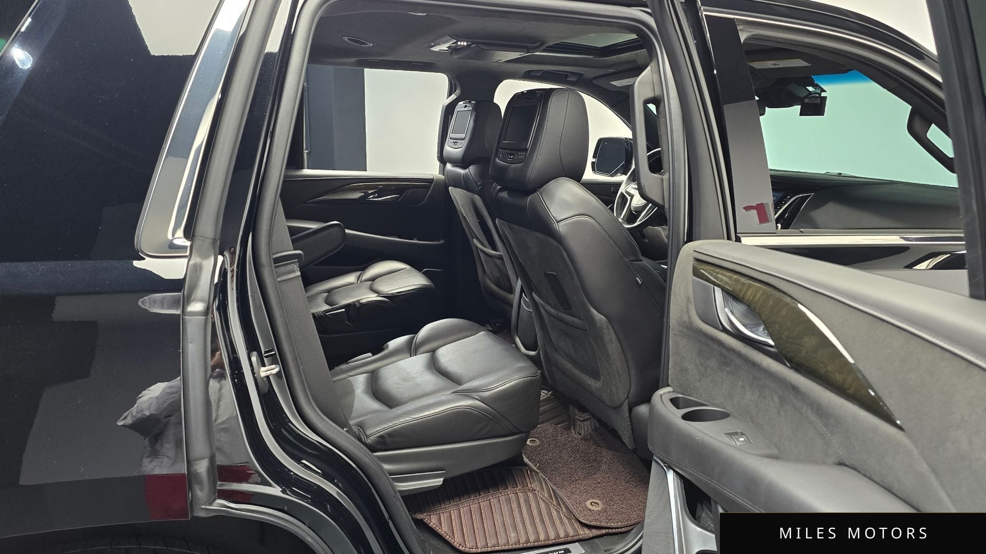 Cadillac 에스컬레이드 2019 — миниатюра 17