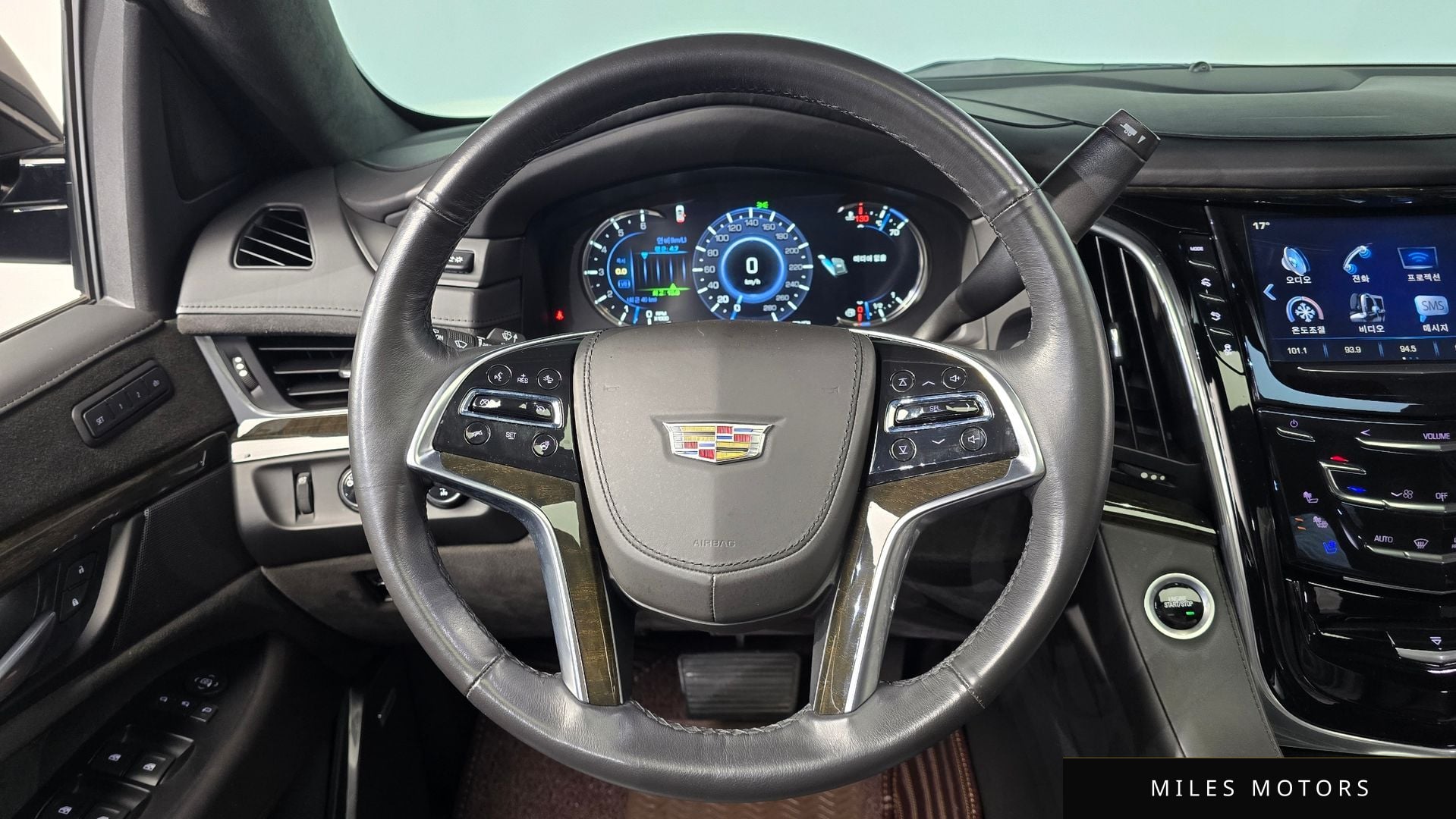 Cadillac 에스컬레이드 2019 — миниатюра 18