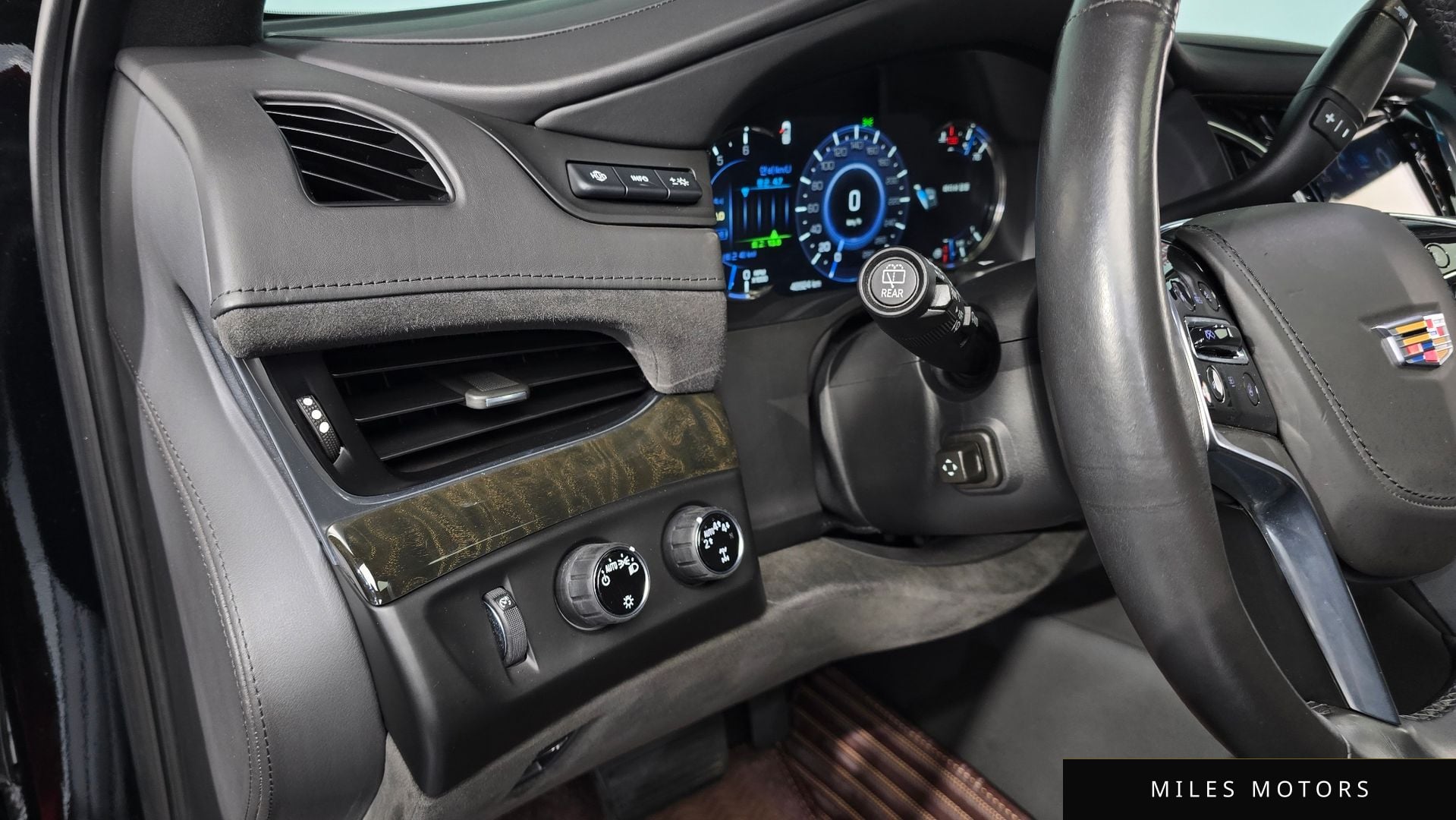 Cadillac 에스컬레이드 2019 — миниатюра 28