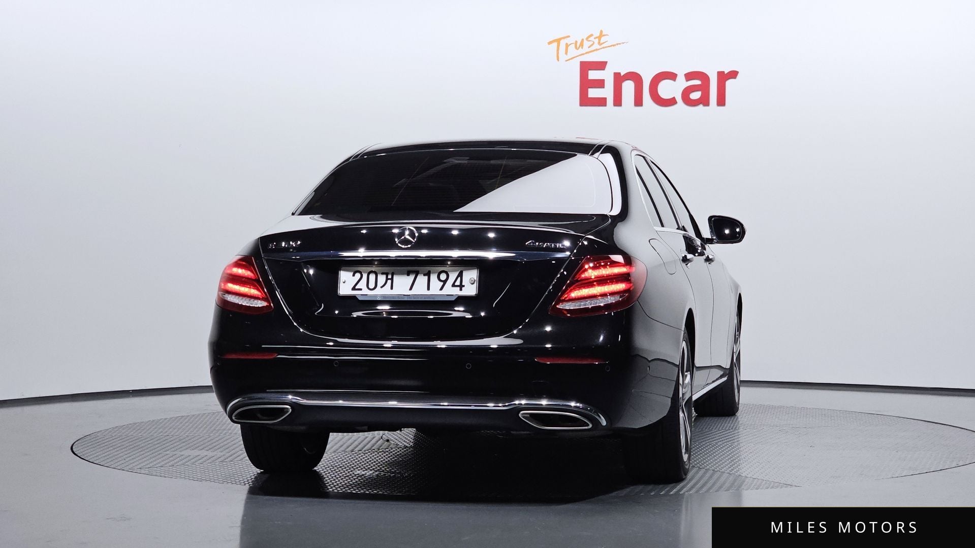 Mercedes-Benz E-Class W213 2017 — миниатюра 4