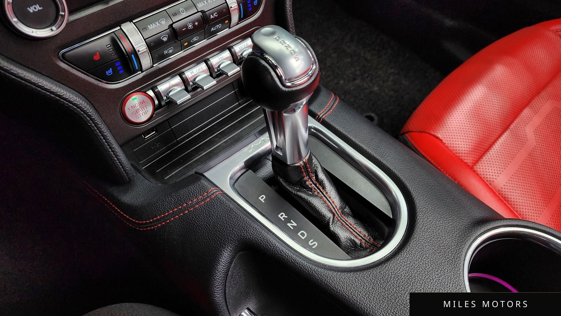 Ford Mustang 2019 — миниатюра 12