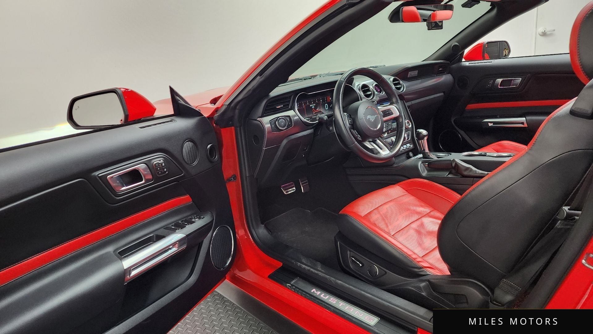 Ford Mustang 2019 — миниатюра 13