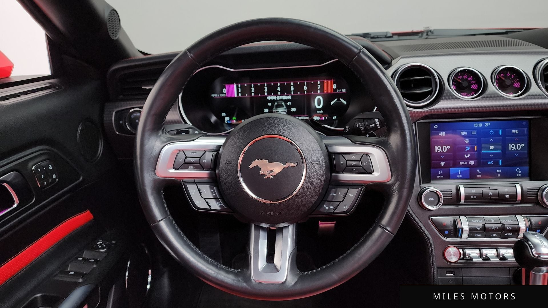 Ford Mustang 2019 — миниатюра 18