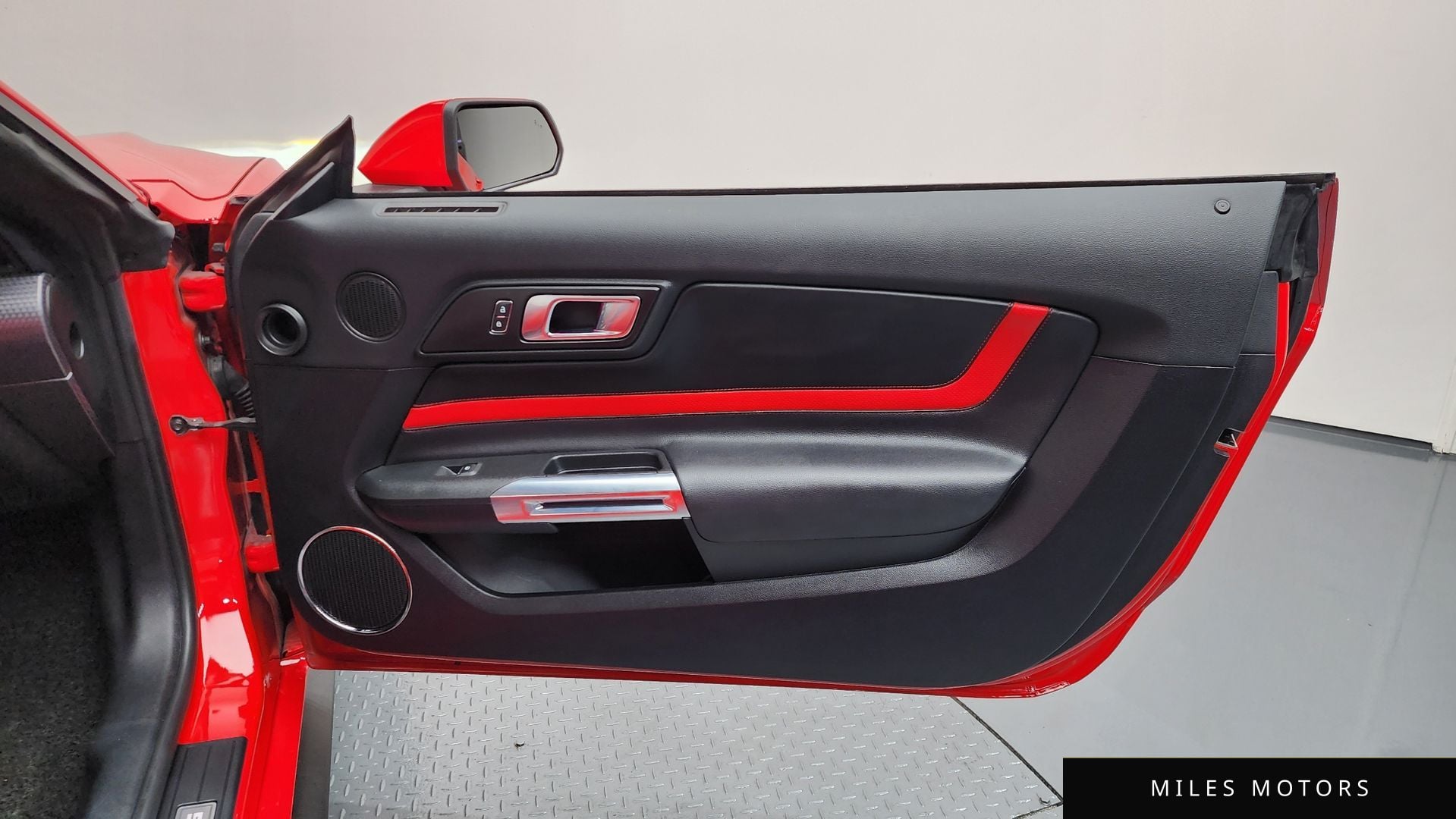 Ford Mustang 2019 — миниатюра 14