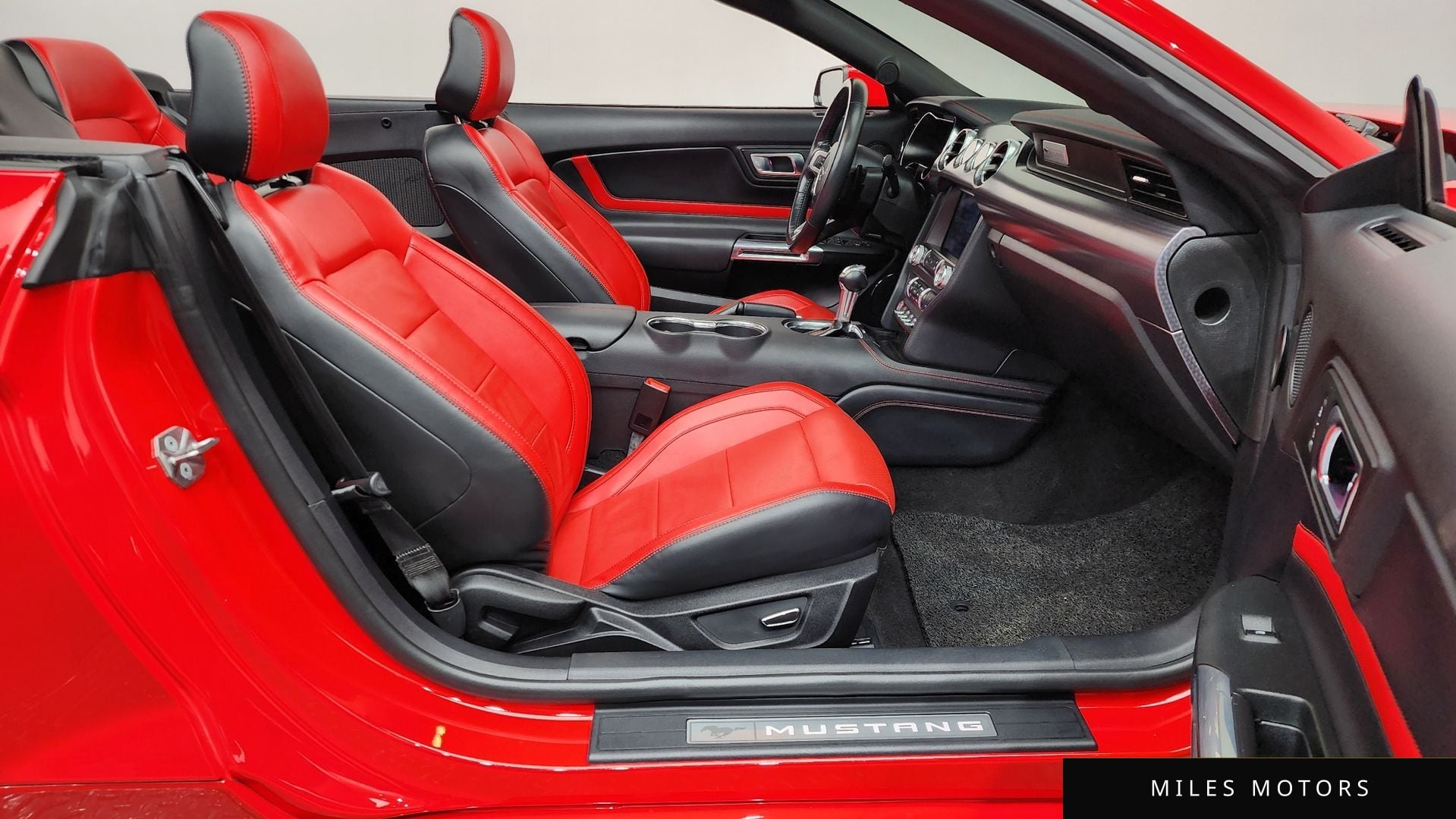 Ford Mustang 2019 — миниатюра 16