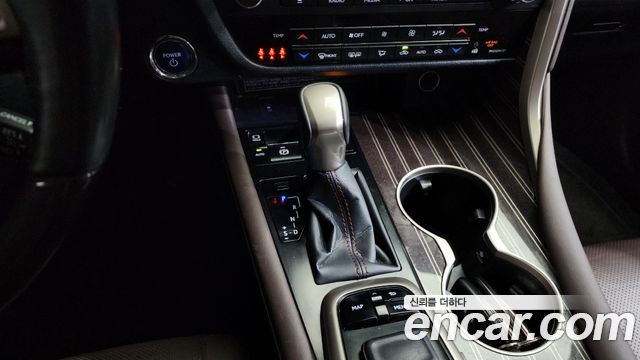 Лексус RX450h 2017 — миниатюра 9