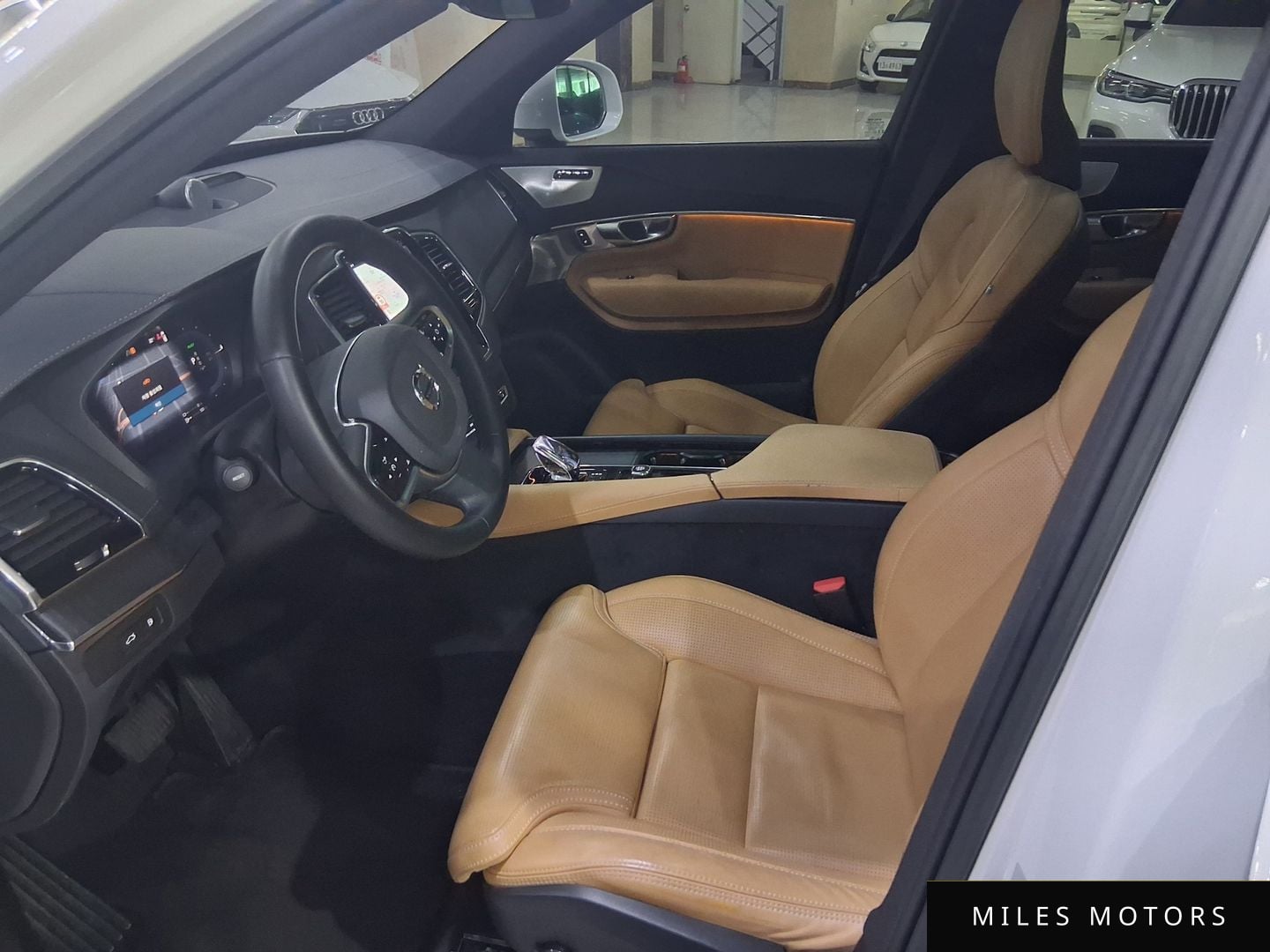 Volvo XC90 2023 — миниатюра 7