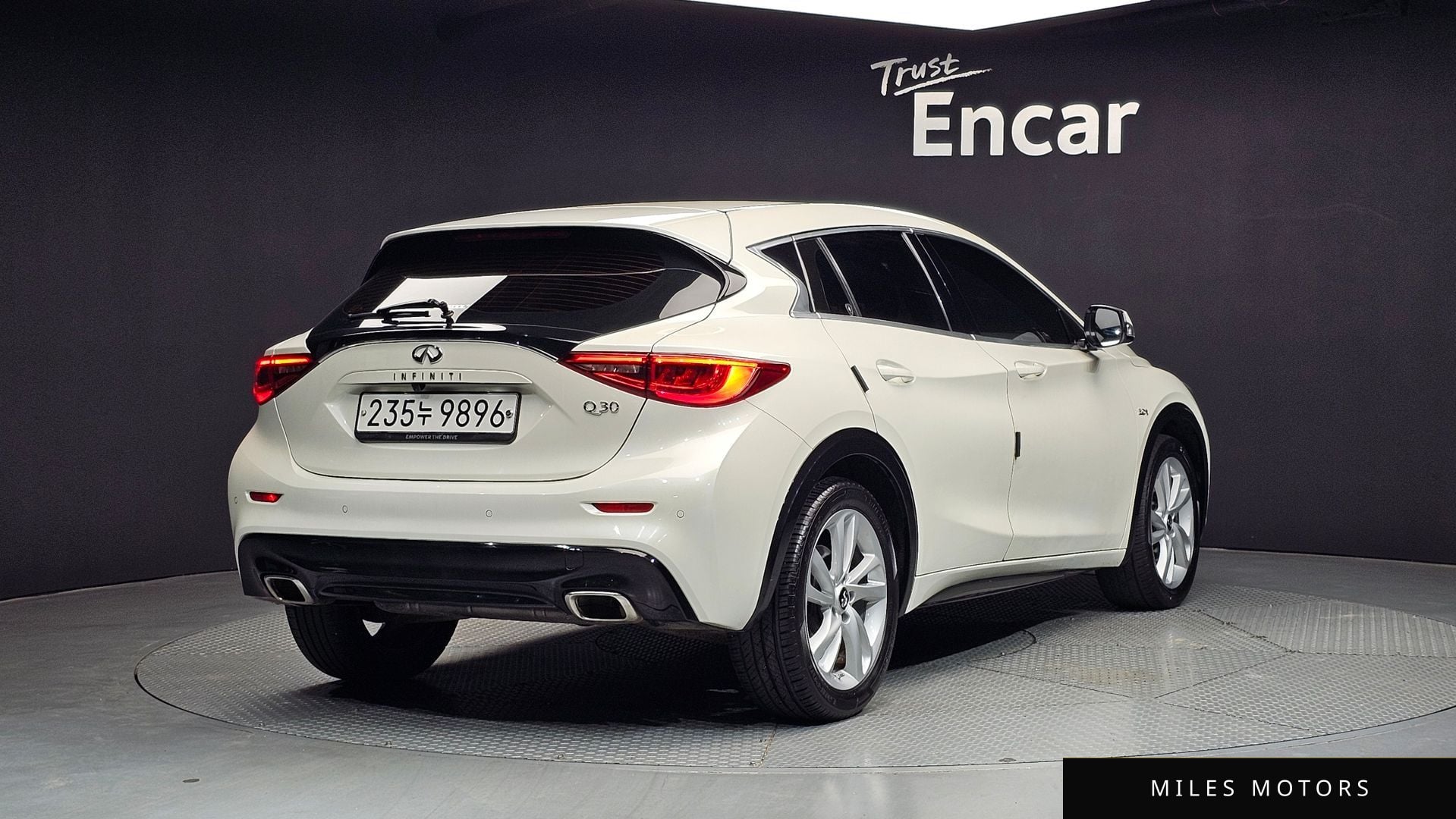Infiniti Q30 2019 — миниатюра 2