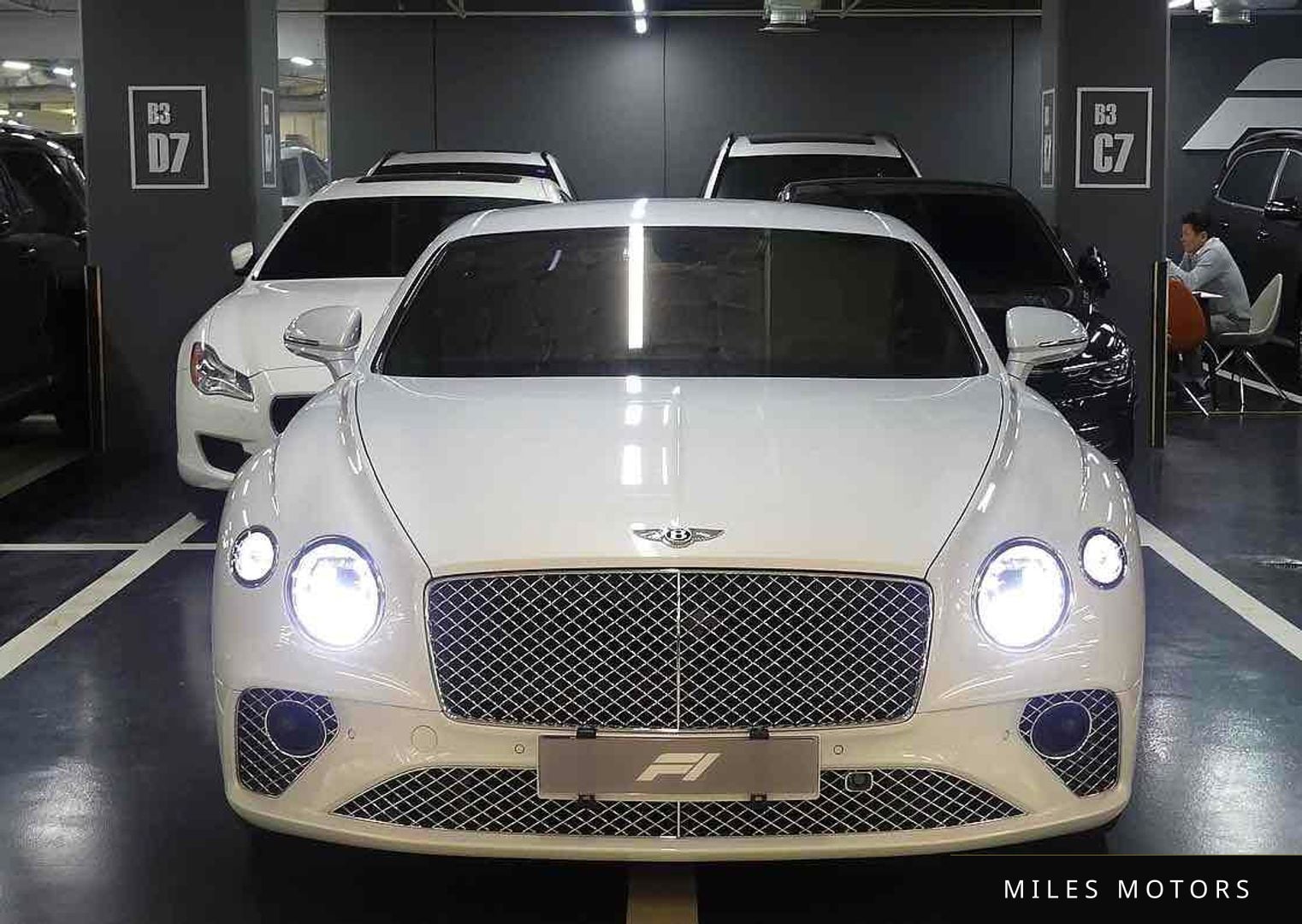Bentley Continental GT 2018 — миниатюра 2
