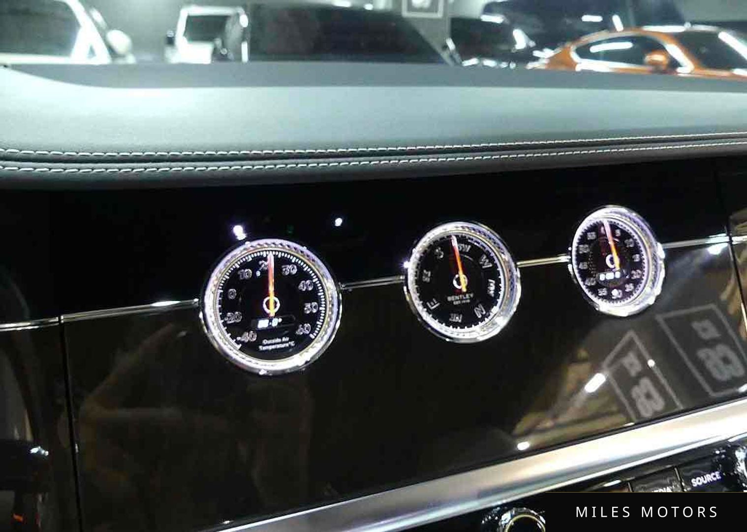 Bentley Continental GT 2018 — миниатюра 11