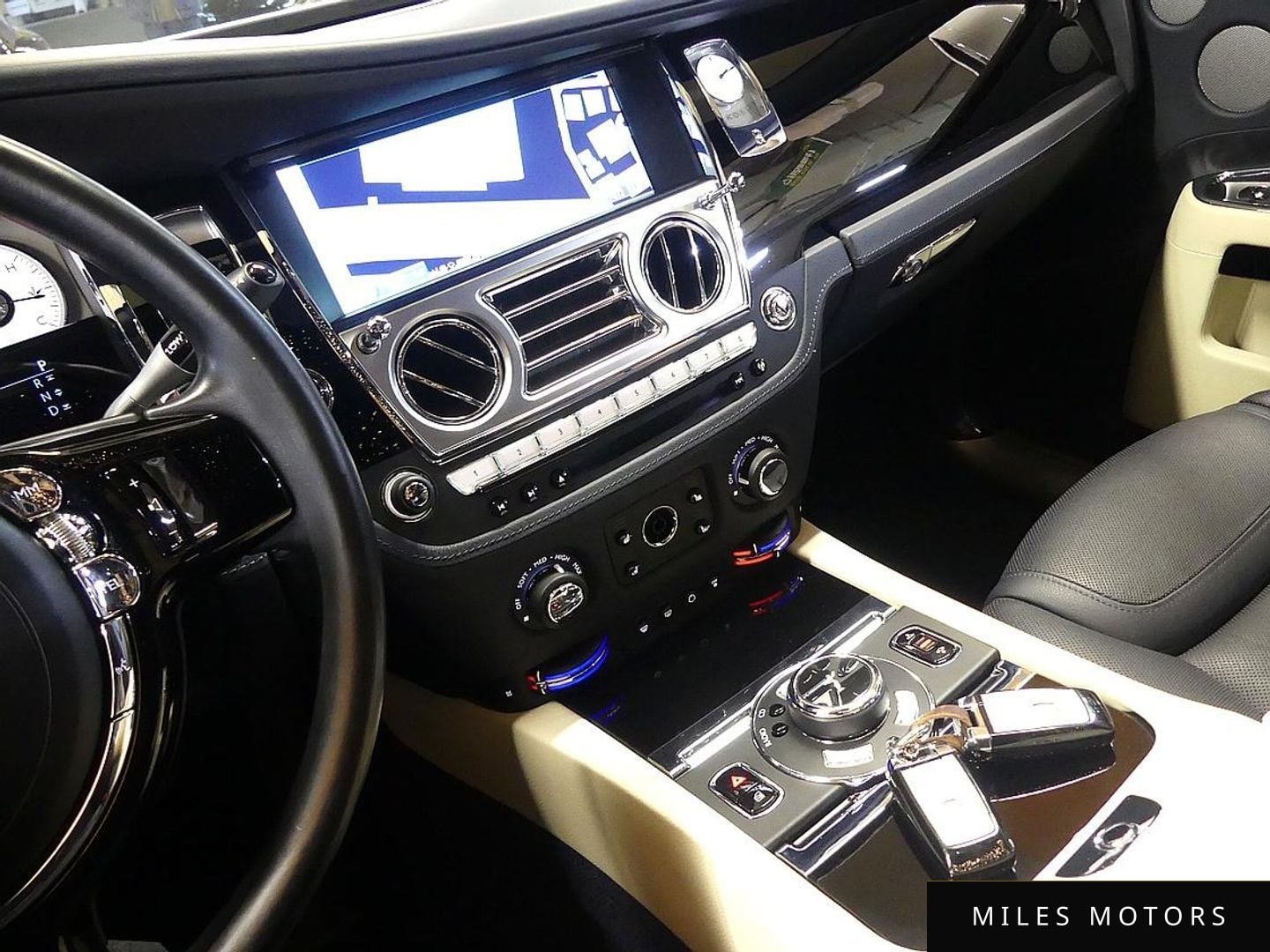 Rolls-Royce Ghost 2017 — миниатюра 11