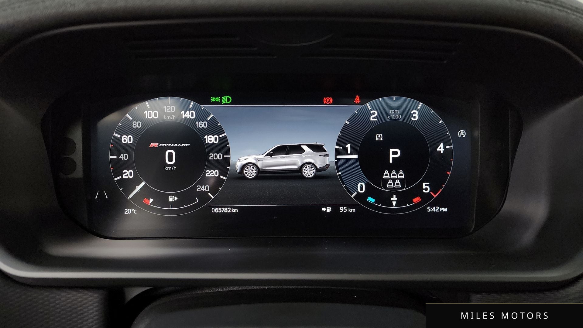 Land Rover Discovery 2023 — миниатюра 10