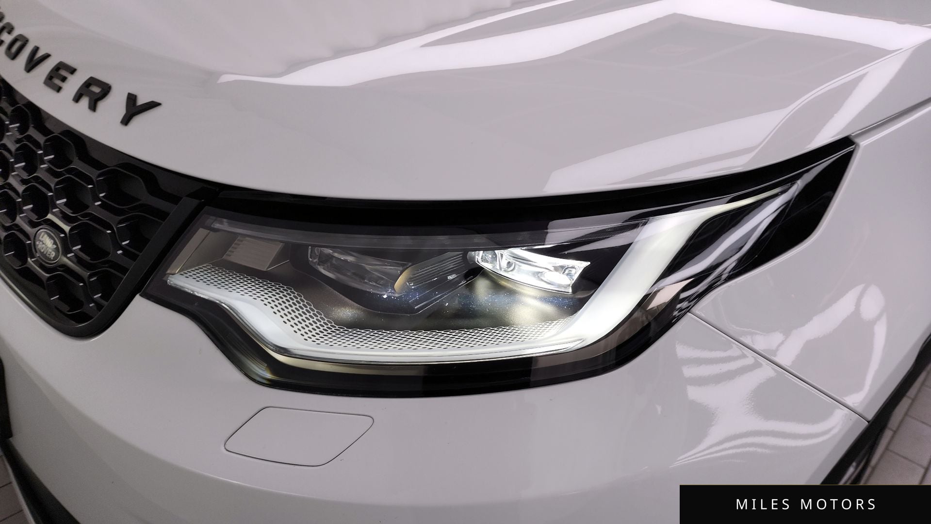 Land Rover Discovery 2023 — миниатюра 7