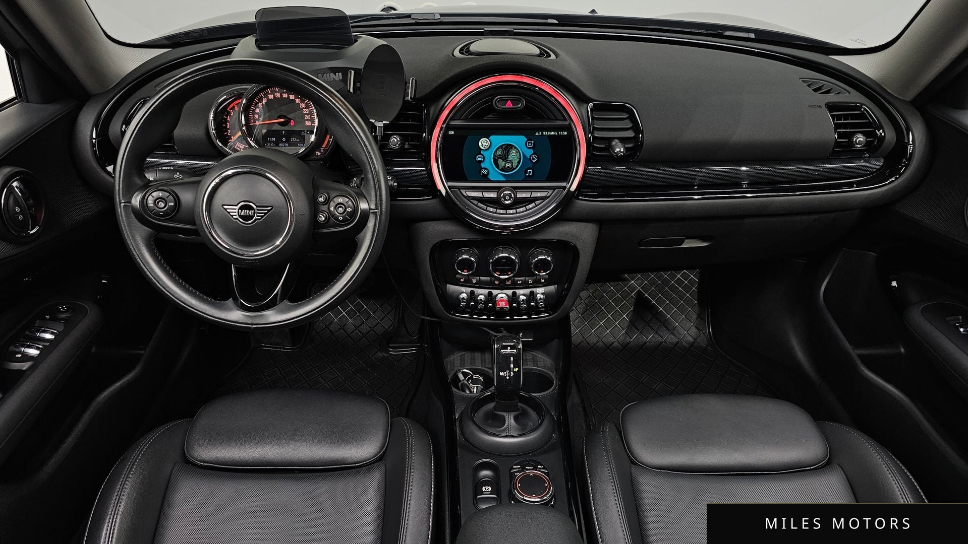 MINI 쿠퍼 D 클럽맨 2019 — миниатюра 9