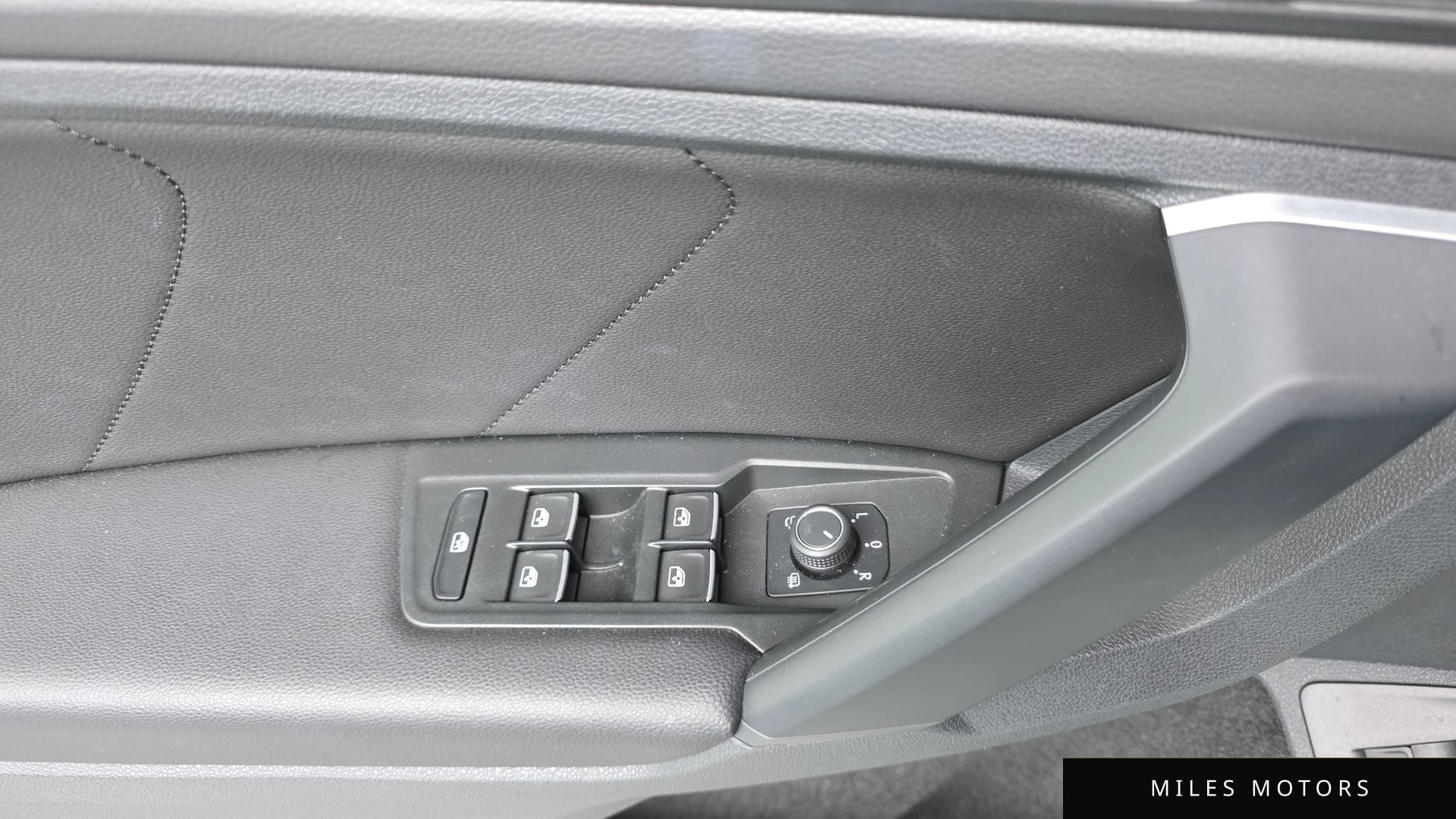 Volkswagen 티구안 2022 — миниатюра 17