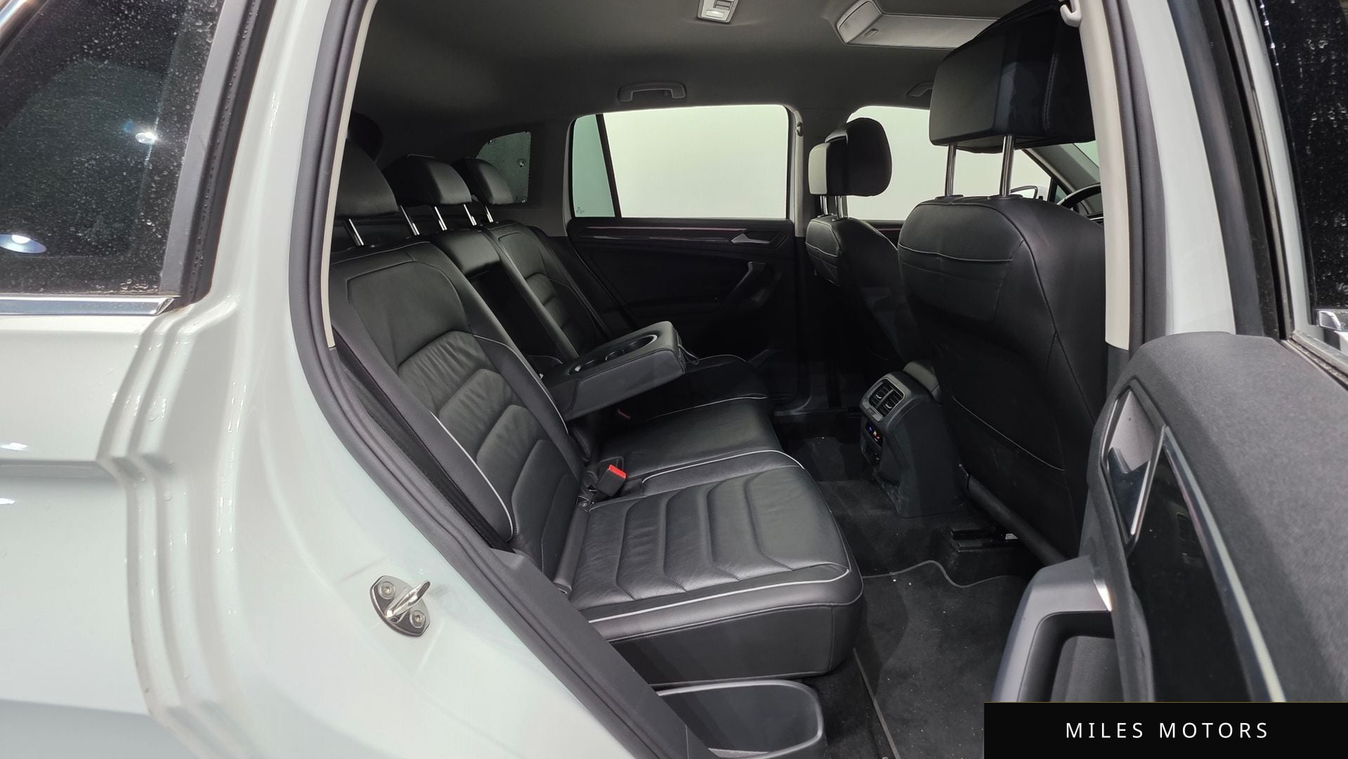 Volkswagen 티구안 2022 — миниатюра 25