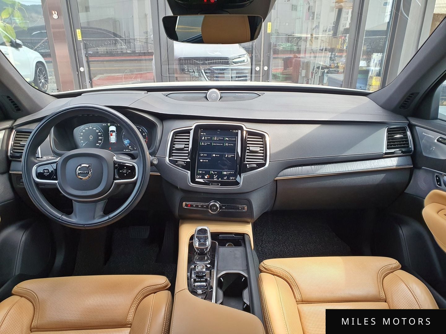 Volvo XC90 2021 — миниатюра 5