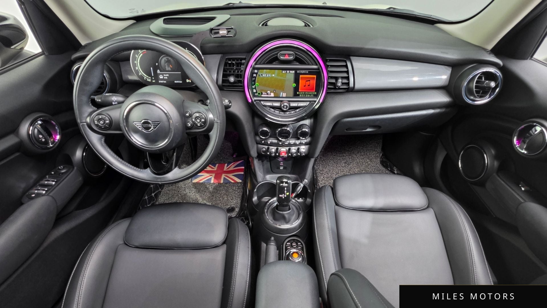MINI Cooper 2021 — миниатюра 10
