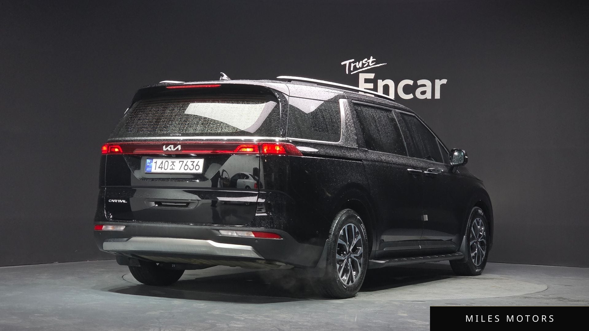 Kia Carnival 2023 — миниатюра 2