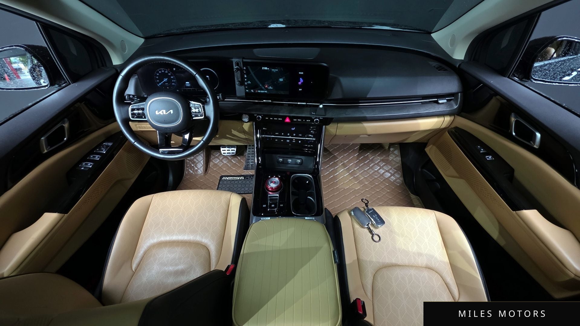 Kia Carnival 2023 — миниатюра 10