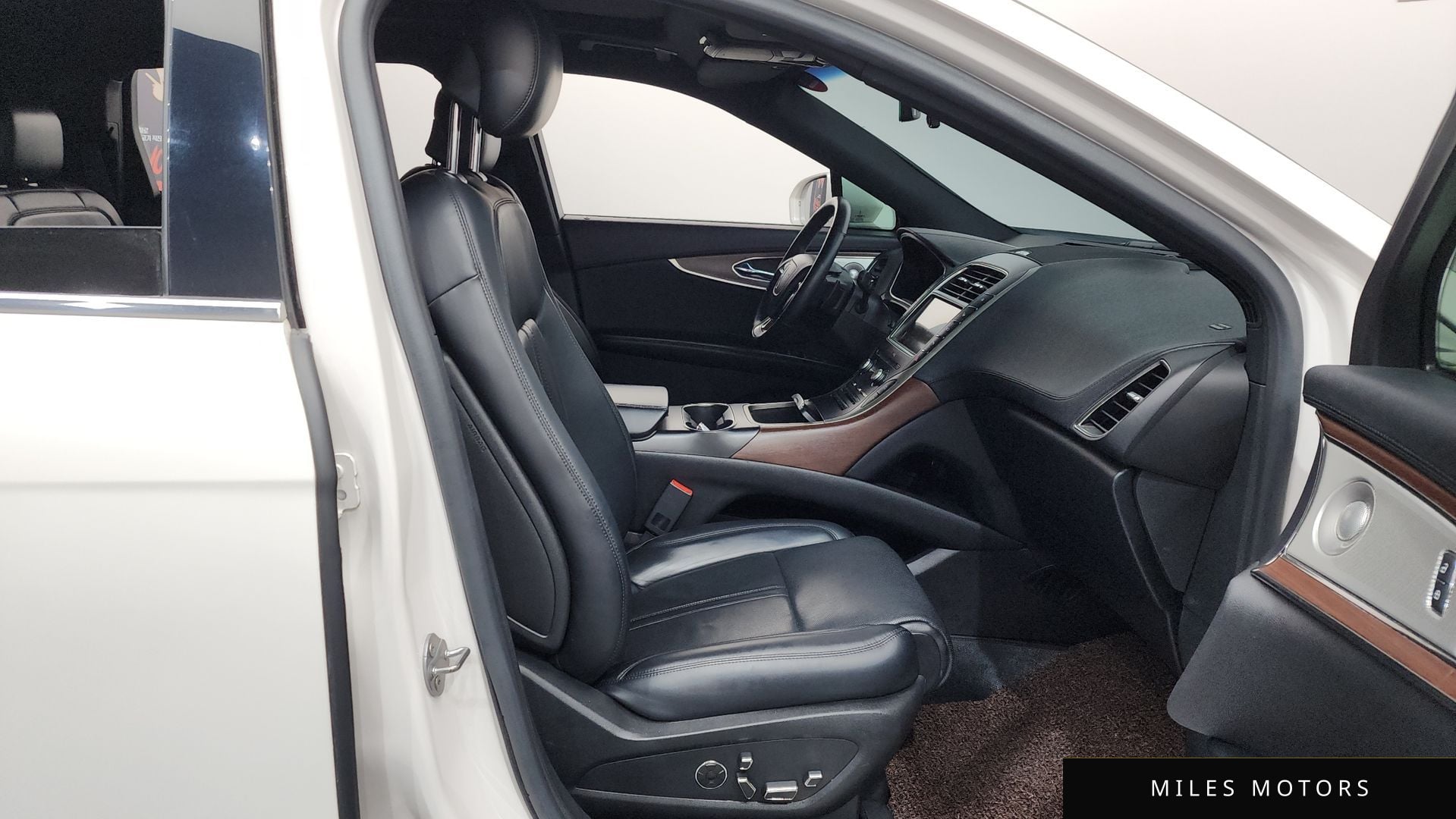 Lincoln 노틸러스 2019 — миниатюра 17