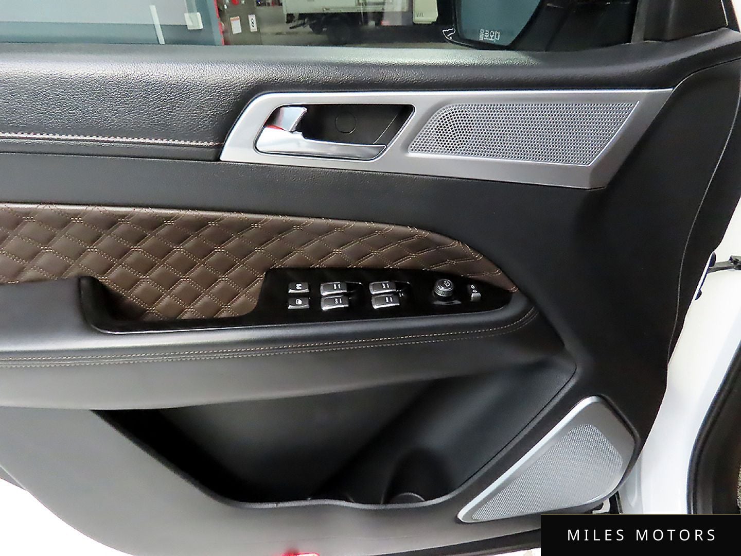 KG Mobility Rexton 2023 — миниатюра 12