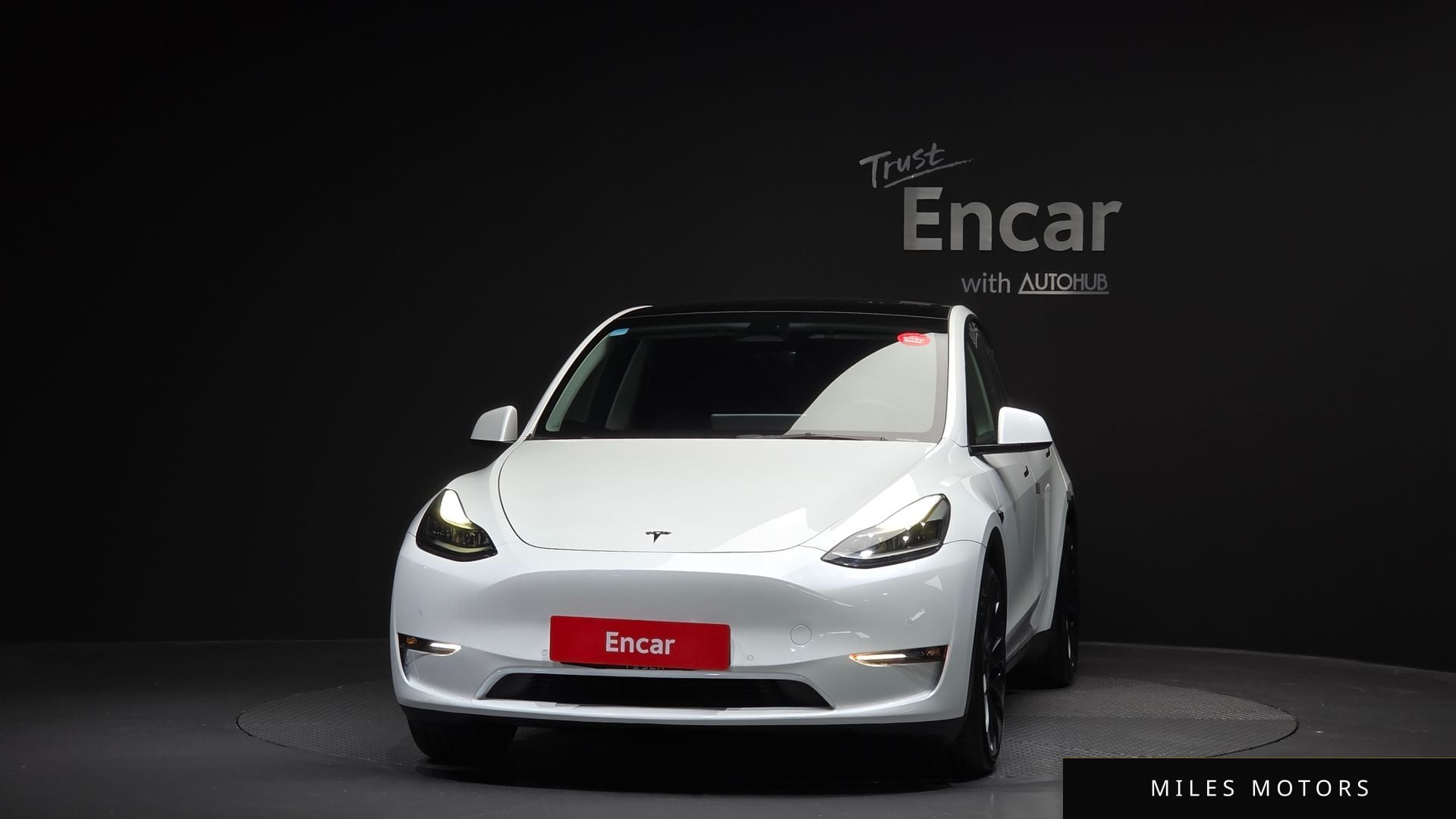 Tesla Model Y 2022 — миниатюра 3