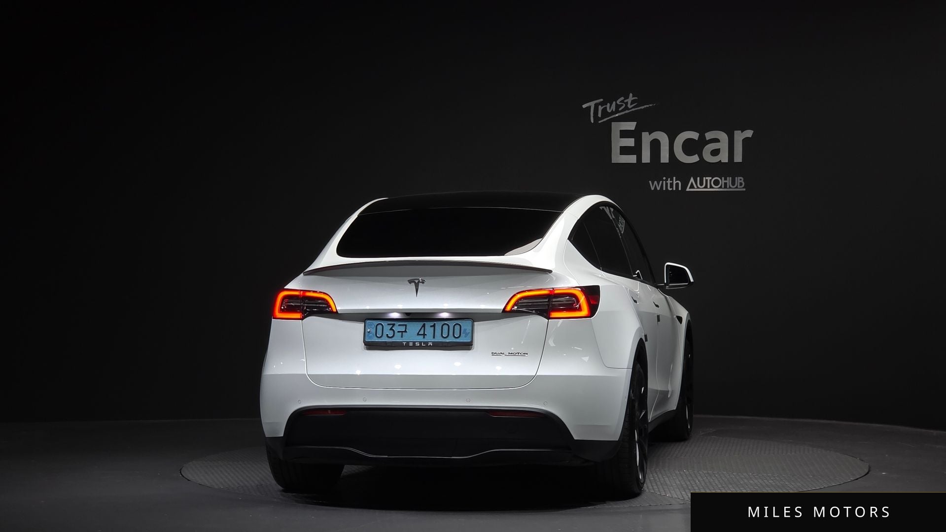 Tesla Model Y 2022 — миниатюра 4