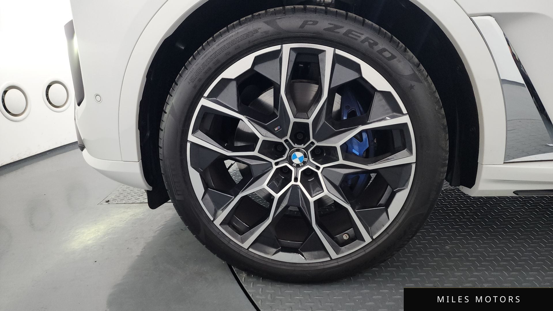 BMW X7 (G07) 2025 — миниатюра 5