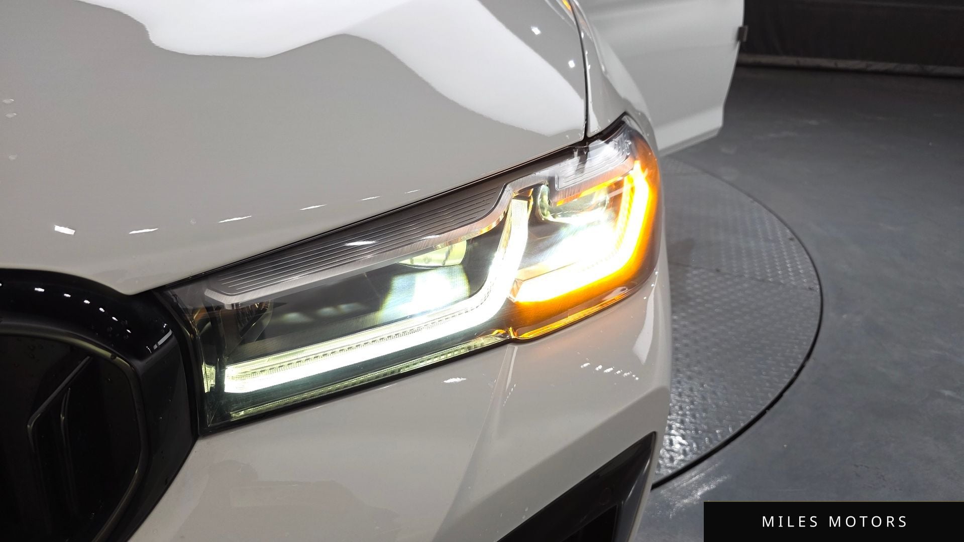 BMW 5 Series (G30) 2018 — миниатюра 8