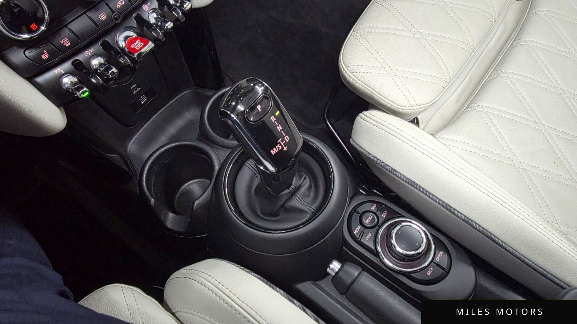 MINI Cooper Convertible 2023 — миниатюра 9