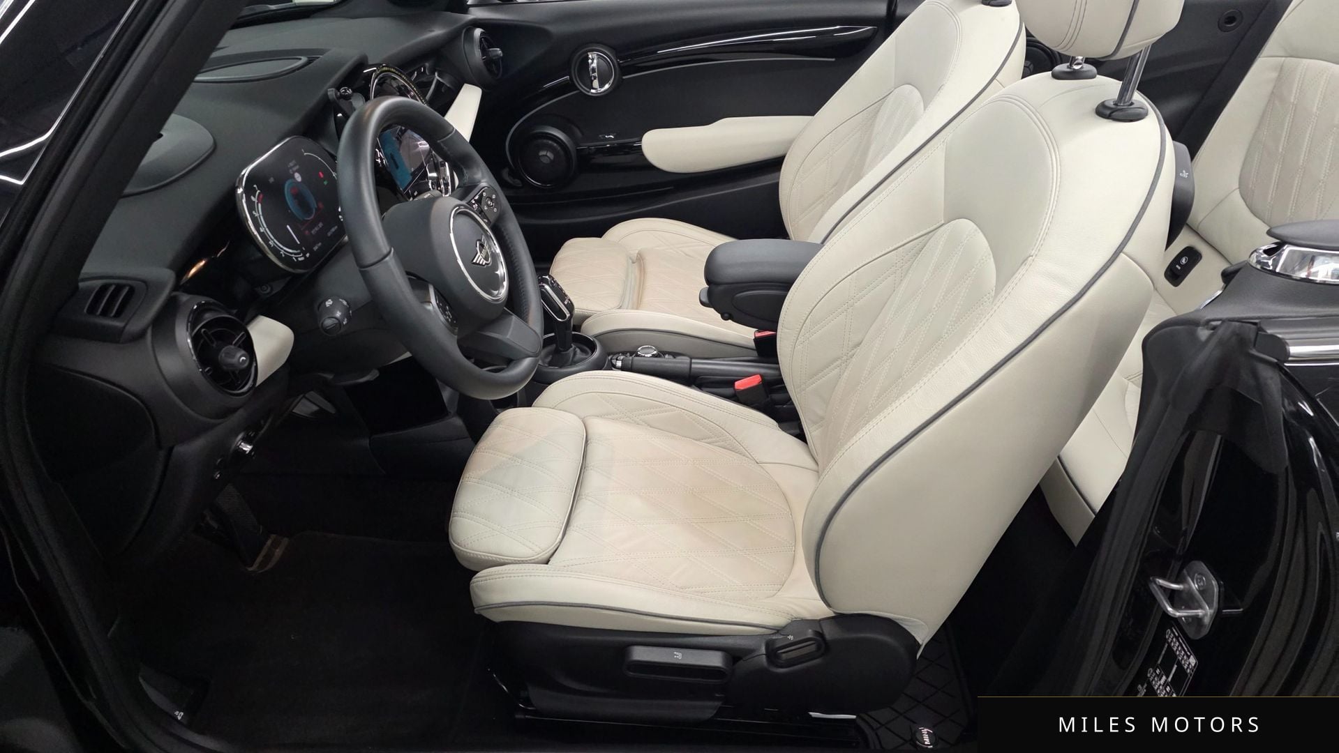 MINI Cooper Convertible 2023 — миниатюра 10