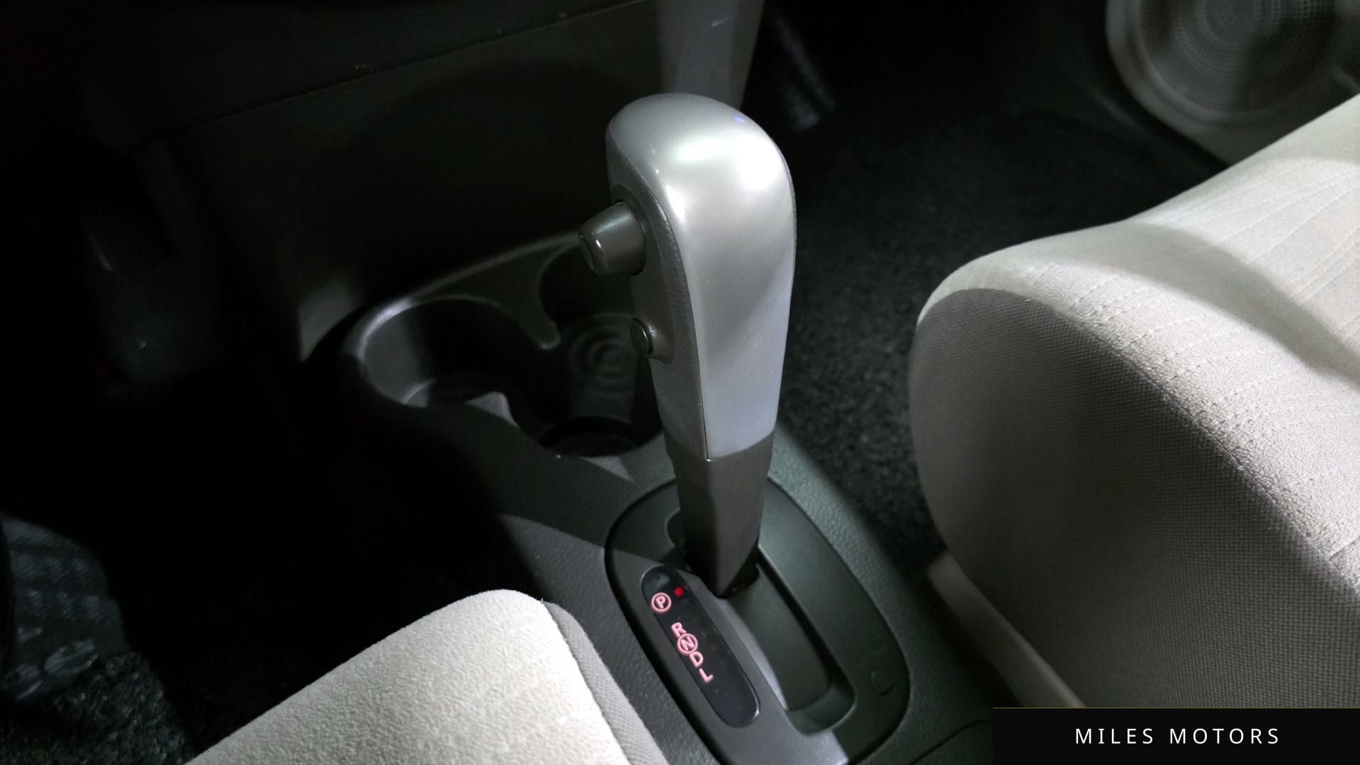Nissan 큐브 2011 — миниатюра 9