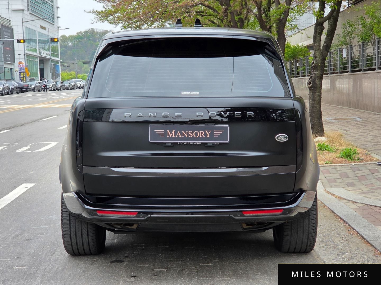 Land Rover Range Rover 2023 — миниатюра 4