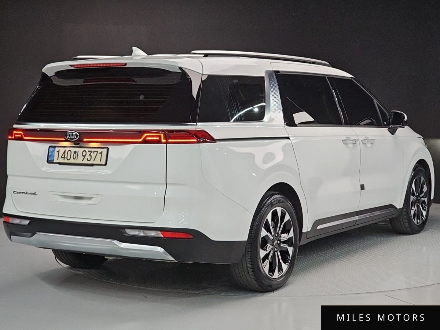 Kia Carnival 2021 — миниатюра 3