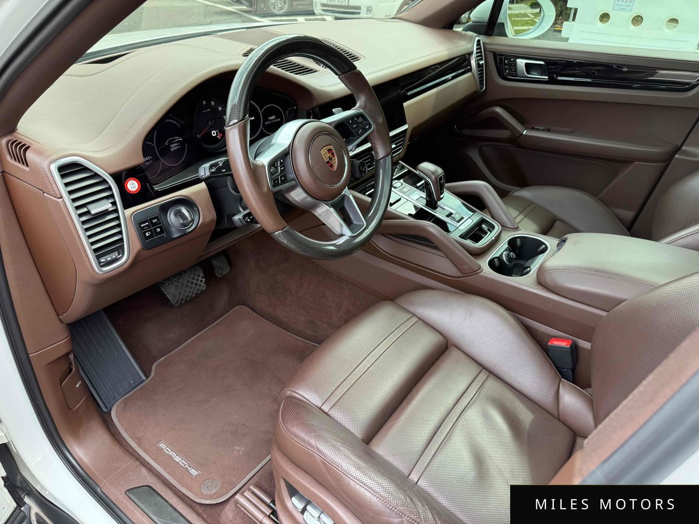 Porsche Cayenne 2020 — миниатюра 7