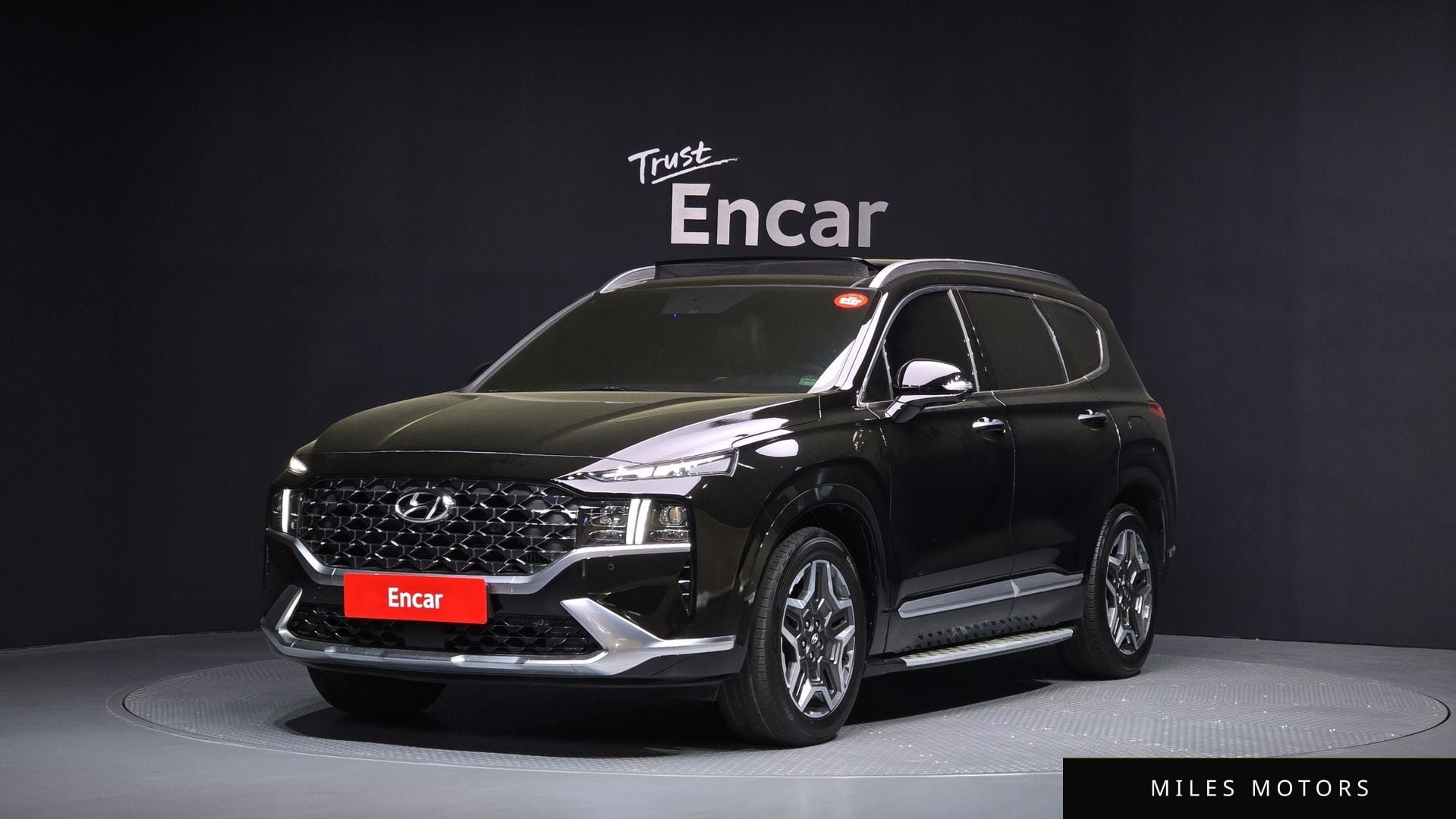 Hyundai Santafe 2022 — фото 1 из 12