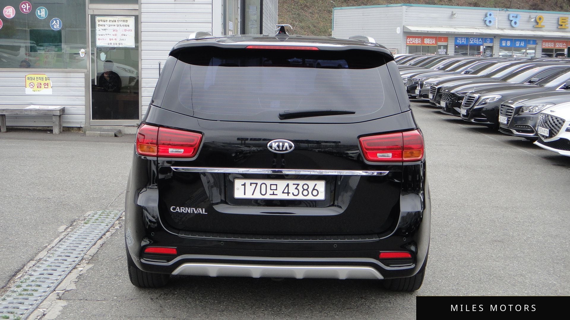 Kia Canival 2020 — миниатюра 5