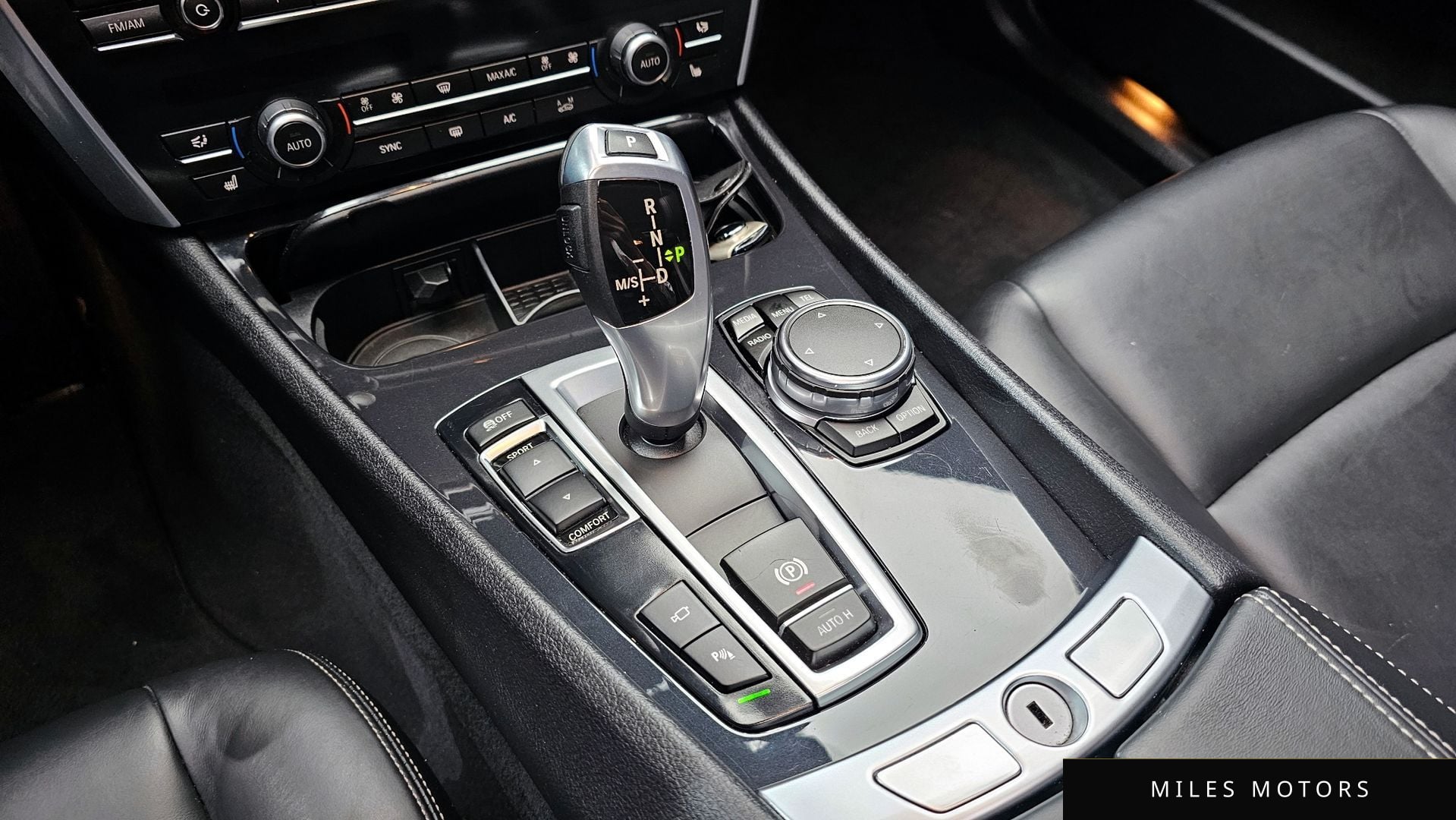 BMW 5 Series GT (F07) 2016 — миниатюра 9