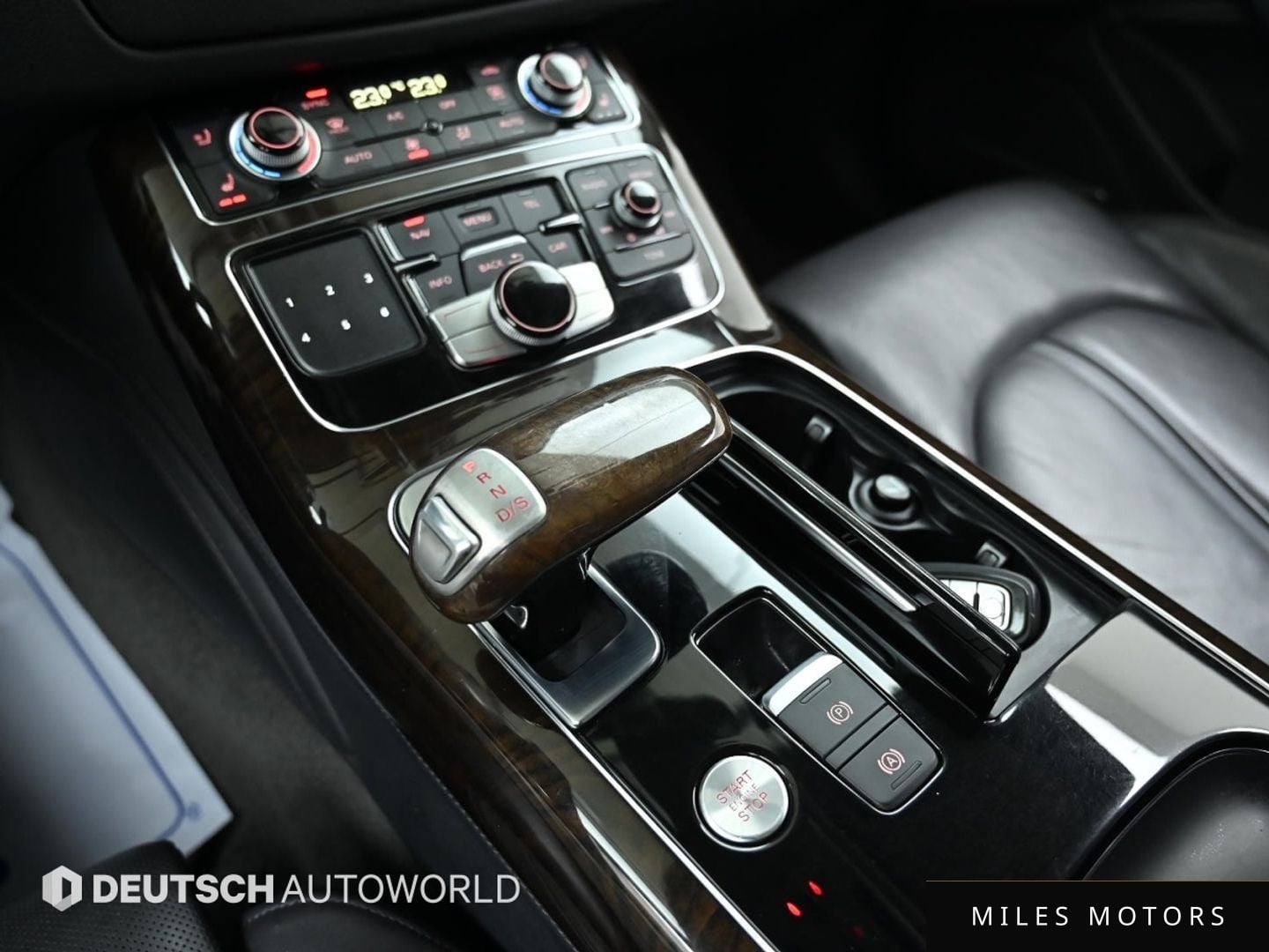 Audi A8 2015 — миниатюра 9
